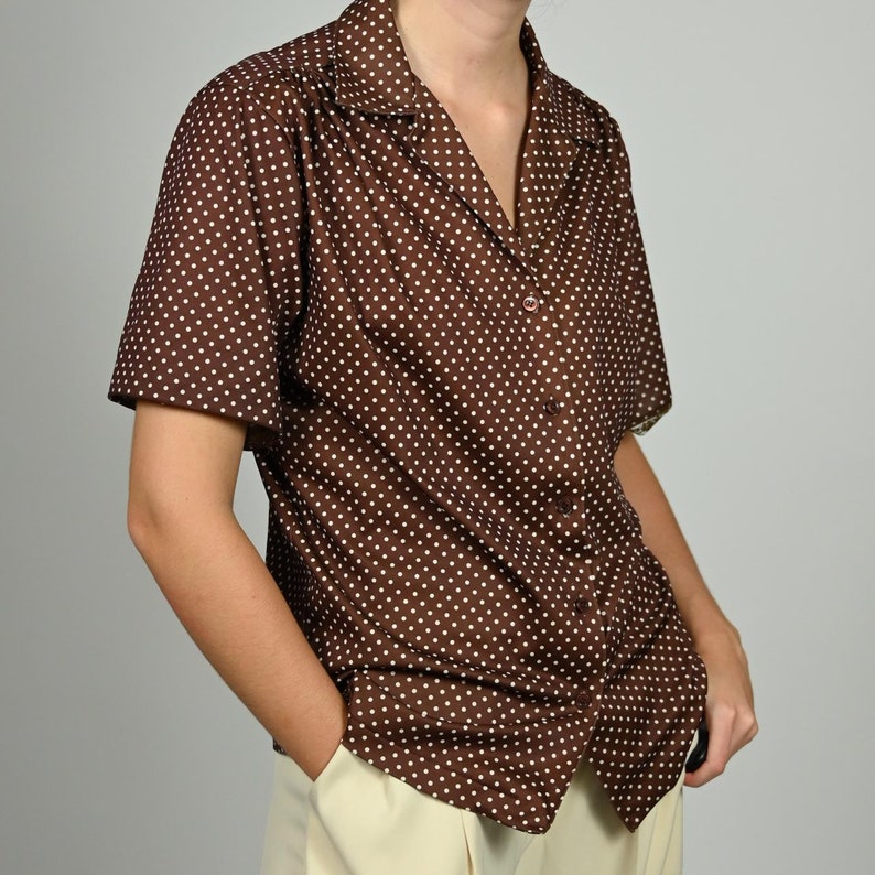 1970s brown polka dot vintage button up. image 4