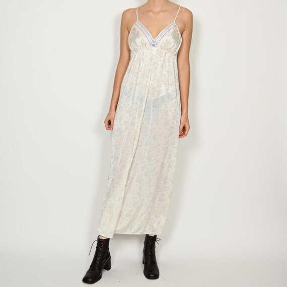 vintage 1960s slip dress/night gown - image 4