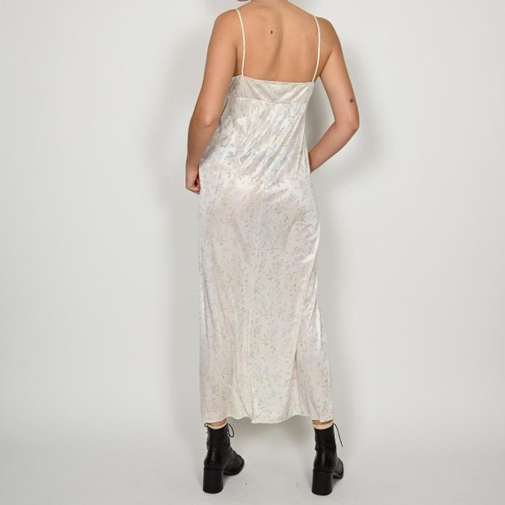 vintage 1960s slip dress/night gown - image 3