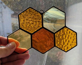 Honeycomb Stained Glass Suncatcher, Honey bee glass sun catcher, window ornament for your home