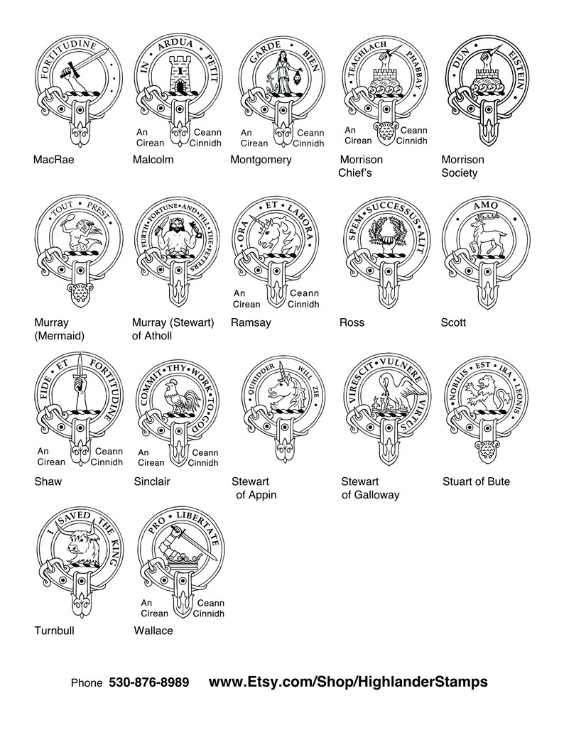 Pode incluir: Ilustra&ccedil;&otilde;es em preto e branco de v&aacute;rios bras&otilde;es de cl&atilde;s escoceses, incluindo MacRae, Malcolm, Montgomery, Morrison Chief's, Morrison Society, Murray (Mermaid), Murray (Stewart) of Atholl, Ramsay, Ross, Scott, Shaw, Sinclair, Stewart of Appin, Stewart of Galloway, Stuart of Bute, Turnbull e Wallace. Cada bras&atilde;o &eacute; rodeado por um c&iacute;rculo com o lema e o nome do cl&atilde; escritos ao redor do exterior.