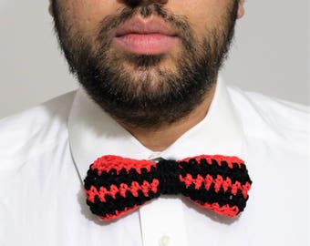 Crocheted bow tie - black and red bow tie - grooms bow tie - bow ties for men - black crocheted tie - vintage christmas - Vintage holiday