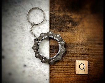 O Keychain Cassette Cog with KMC Chain
