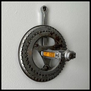 Crankset and Pedal Wall Hanging