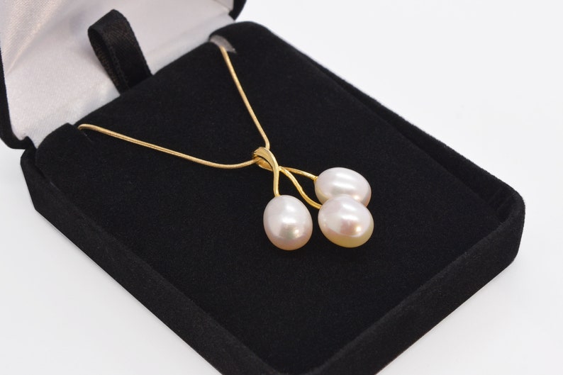 14k Yellow Gold Freshwater Pearl Pendant Oval Freshwater Pearls Freshwater Pearl Oval Pearl Three Pearl Necklace Oval Pearl Pendant