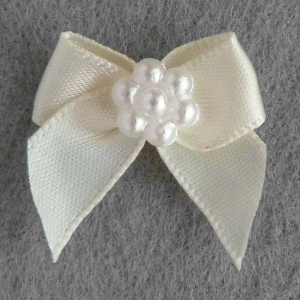 Lot de 20 petites appliques noeud satin ivoire 25mm petites fleur en perles blanches nacrées