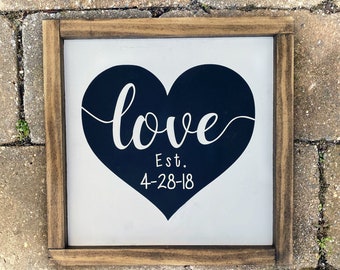 Love Wood Sign, Heart Sign with Established Date, Valentines Gift, Shower Gift, Anniversary, Wall Decor, Custom Wood Sign, Farmhouse Decor,