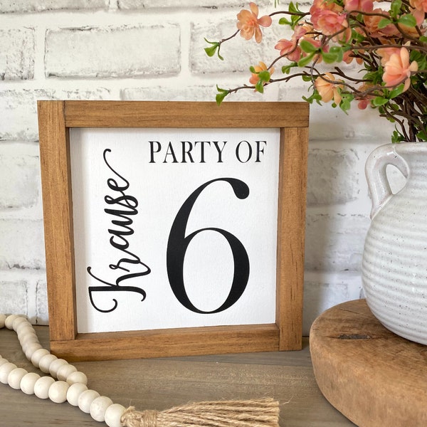 Party of Sign, Family Party of, Custom Family Name Sign, Number Sign, Party of 4, Party of 5, Last Name Sign, Personalized Family Wood Sign