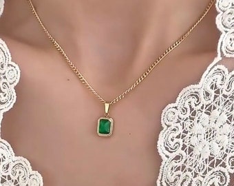 18K Gold Plated Emerald Necklace, Green Emerald Pendant Necklace, Tiny Emerald Necklace, Green Rectangle Gem Necklace, Minimalistic, Trendy