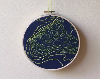 Mount Si - Washington State Embroidered Topographic Map
