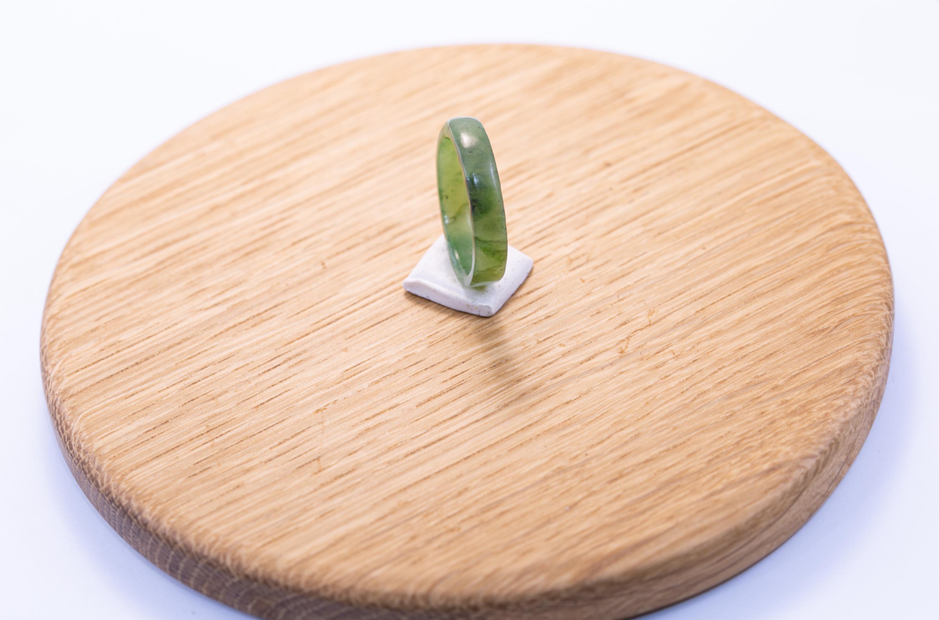 ブリティッシュコロンビア産グリーンジェイドリング - Etsy 日本