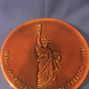 Frankoma &quot;America&#39;s Lady of Freedom&quot; Commemorative Plate