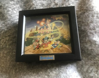 Walt Disney Certified Limited Edition Print of Tigger's Touchdown Run 6/203 Walt Disney Certified Limited Edition Print of Tigger's Touchdown Run 6/203