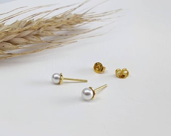 1 Paar mini Perlenohrstecker-925er Silber-vergoldet-Perle-Brautschmuck-edel-elegant