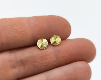 1 pair of stud earrings//simple//mini//delicate//filigree//geometric//minimalist//925 silver//gold plated