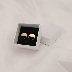 1 pair of simple ear studs-geometric-filigree-stainless steel-gold-brushed-matt-circle image 6