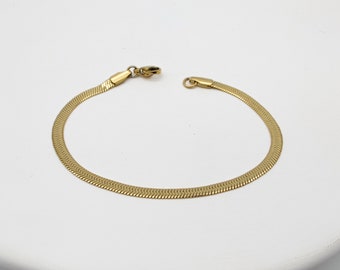 Sleek bracelet//herringbone//filigree//simple//stainless steel//gold plated//minimalist//snake bracelet//snake bracelet//fishbone