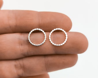 Studs, earrings, stainless steel, silver, circle, minimalist, geometric, gift idea, simple, minimal, delicate, puristic, waterproof