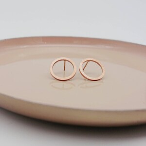 Stud earrings, earrings, stainless steel, rose gold, gold plated, gift idea, present, geometric, minimalist, simple, circle