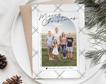 Editable Photo Christmas Card Template: 5x7 Year in Review (Photoshop)