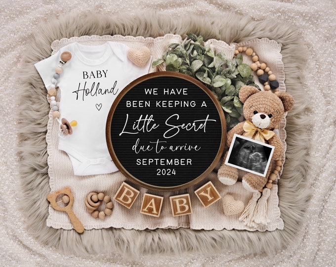 Digital Pregnancy Announcement - Bear Baby Announcement - We've Been Keeping a Secret Baby Reveal - Digital Download - Instant Download