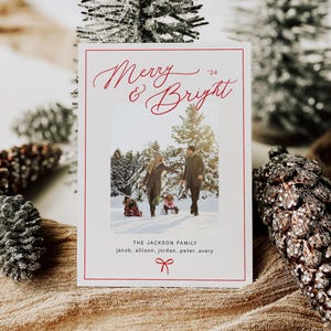 Modèle de carte de Noël moderne personnalisable de photo de bohème | Voeux de vacances minimaliste Bow | Conception modifiable