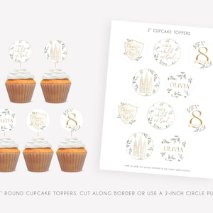 Puede incluir: Toppers redondos para cupcakes imprimibles de 5 cm de di&aacute;metro con un dise&ntilde;o dorado y blanco. Los toppers presentan un templo, un escudo con el texto "Choose the Right", una corona de hojas con el nombre "Olivia" y un c&iacute;rculo con el n&uacute;mero "8". El texto "I am a child of God" tambi&eacute;n est&aacute; incluido en algunos de los toppers.
