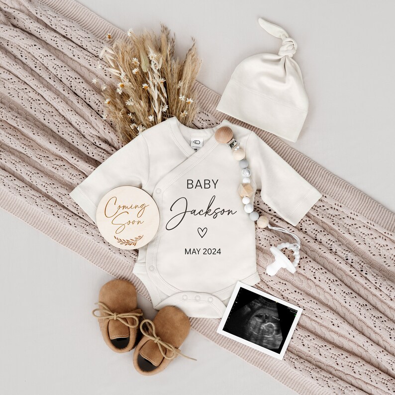 Customizable Pregnancy Announcement: Gender Neutral Baby Reveal (Digital Download) image 9