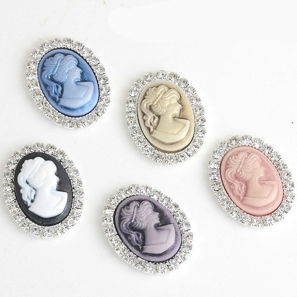 10pcs Cameo Cabochons Resin greco Cameo Donne Face Cameo Cabs Accessori in metallo in lega