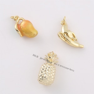 6pcs Real 18K Gold Plated Gold Dainty Pineapple Charm ,Pineapple/enamel mango/banana，Fruit Charm,Food,Dessert,Gold Initial Charm