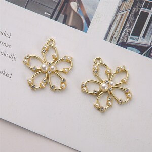 10pcs Alloy Charm,Rhinestone/ Pearl Flower Charm, Rhinestone Flower Pendant