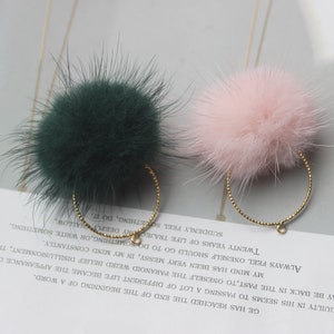 2pcs High Quality 4CM Mink Furry Pompom Charm Pompom Pendant with Real Gold Circle Fur Ball Charm for Earrings Pom Jewelry Supplies