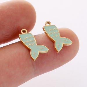 2PCS PVD 18K Gold Plated Enamel Fish Tail Beads, Fish Bracelet Beads, Fish Spacer Beads, Bracelet Charm, Gold Plated Findings