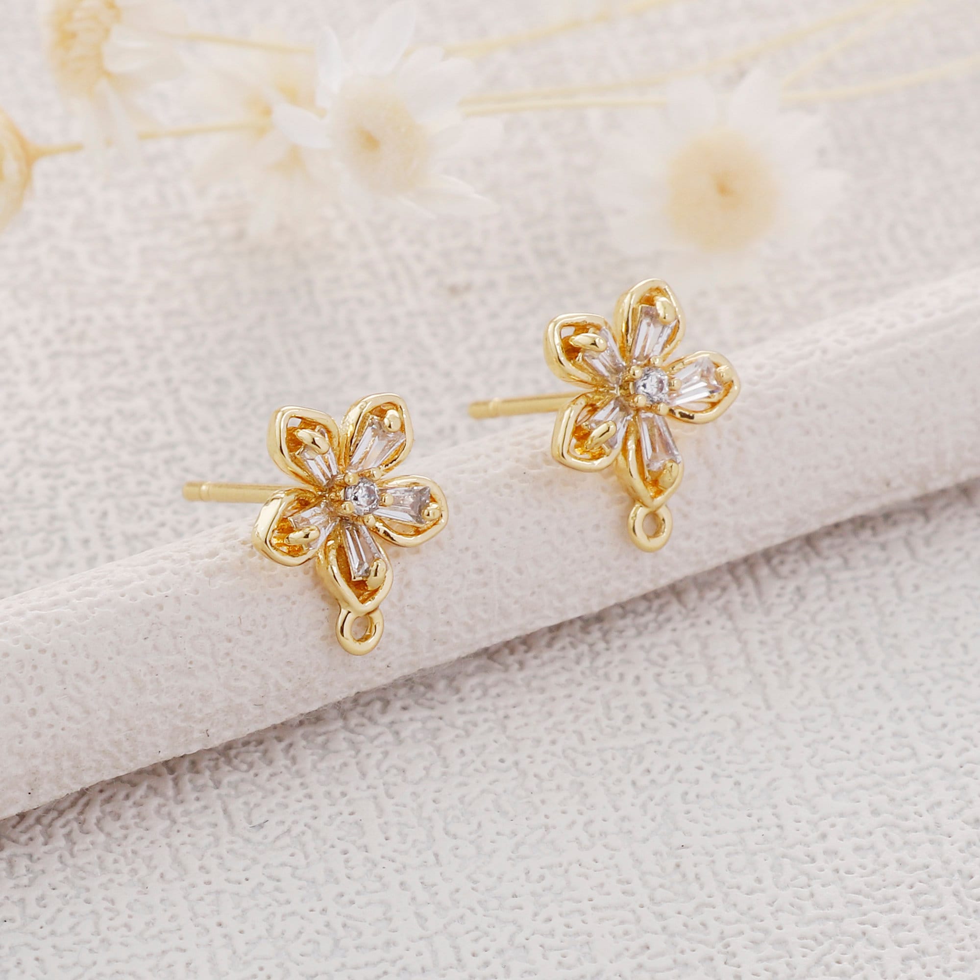 [VINTAGE HOLLYWOOD]★Mini Daisy Post Earring Amazon.com: Daisy Earrings Stud for Women 925 Sterling