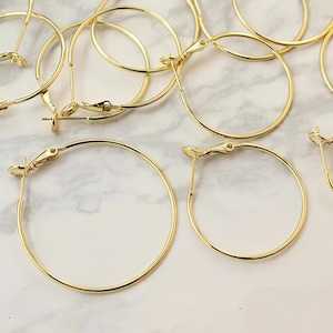 BULK 10 Stück Weinglas Charm Creolen 18 MM / 25 MM / 30 MM / 40 MM Kreis Ohr Hoop Wein Charm Ringe Ohrring Creolen Weinglas Charm Ringe Perlen Creolen