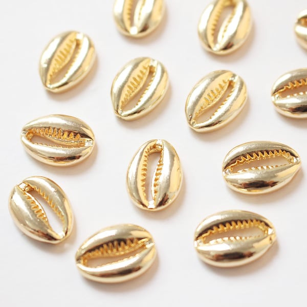 10pcs Real 24k Gold Dipped Real Natural Cowrie Shell,Natural gold dipped shell pendant,Gold Cowrie shell pendant charm,Cut Cowrie Shell Bead