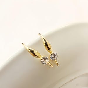 10-delig 18k vergulde oorhaak, oorhaakjes, enkele kubieke steen oorhaken, oorbelbevestiging, vergulding over messing