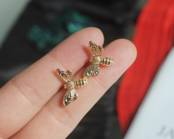 Gold plated bee deals earrings