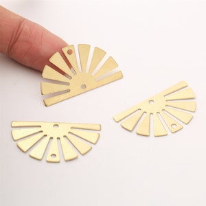 10pcs Raw Brass Fan Charms ,Jewelry Supplies , Earring Findings, Jewelry Making, Diy Material, Jewelry Supplies