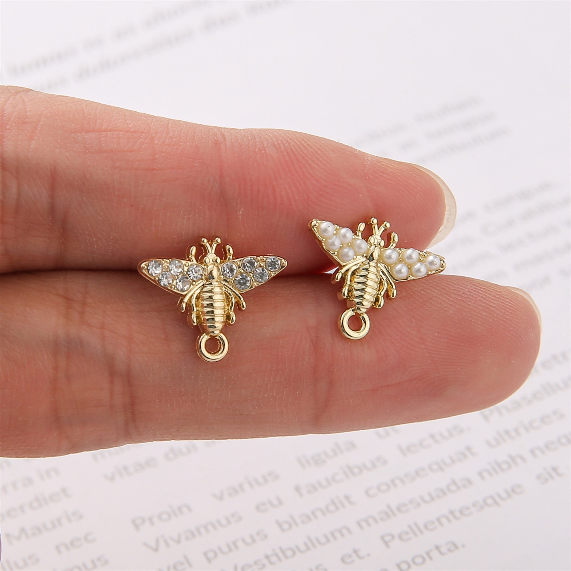 10pcs Alloy Pearl Rhinestone Bee Earrings Animal Earring Post Ear Wire