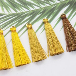 10pcs silk tassels,tiny silk tassels,4.5cm  silky thread tassels,mini tassels,tassels charm for jewelry making,Wholesale tassels