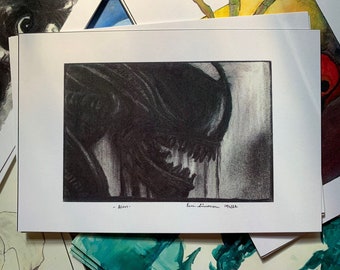 Xenomorph in Charcoal