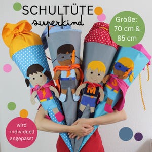 Schultüte "Superheld*in" | wird individuell auf Dein Kind angepasst | Schultüte inkl. Papprohling | wird zum Kuschelkissen | Namensband