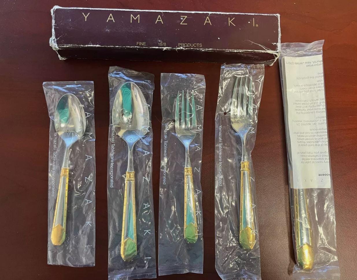 Cache (Stainless-Glossy) 5 Piece Place Setting by Yamazaki | , Ltd