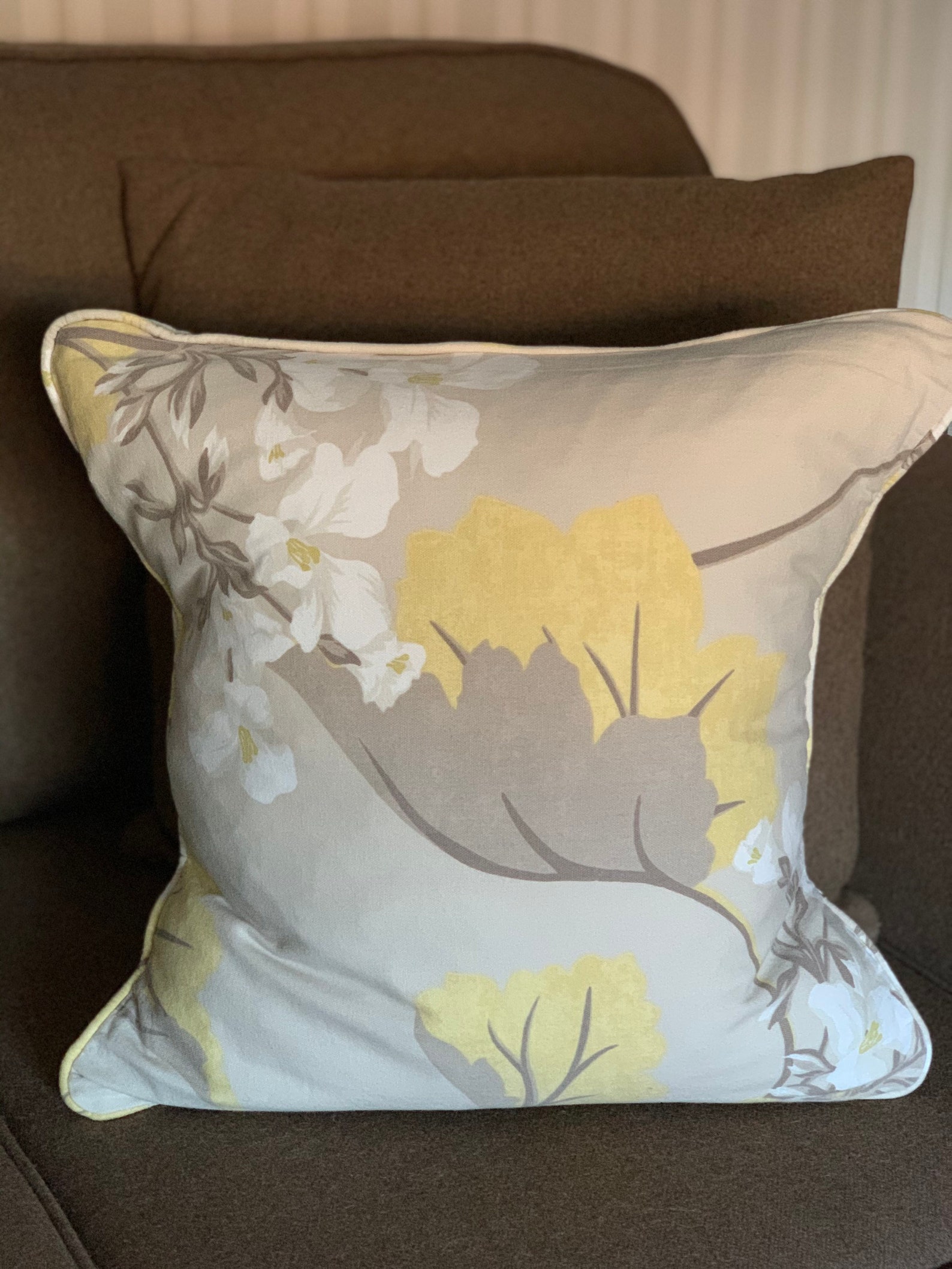 Laura Ashley Millwood Camomile Coussin complet neutre Etsy