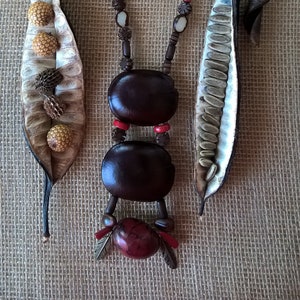 Ethnic necklace in tropical seeds/artisanal necklace/tribal necklace/women's necklace image 1