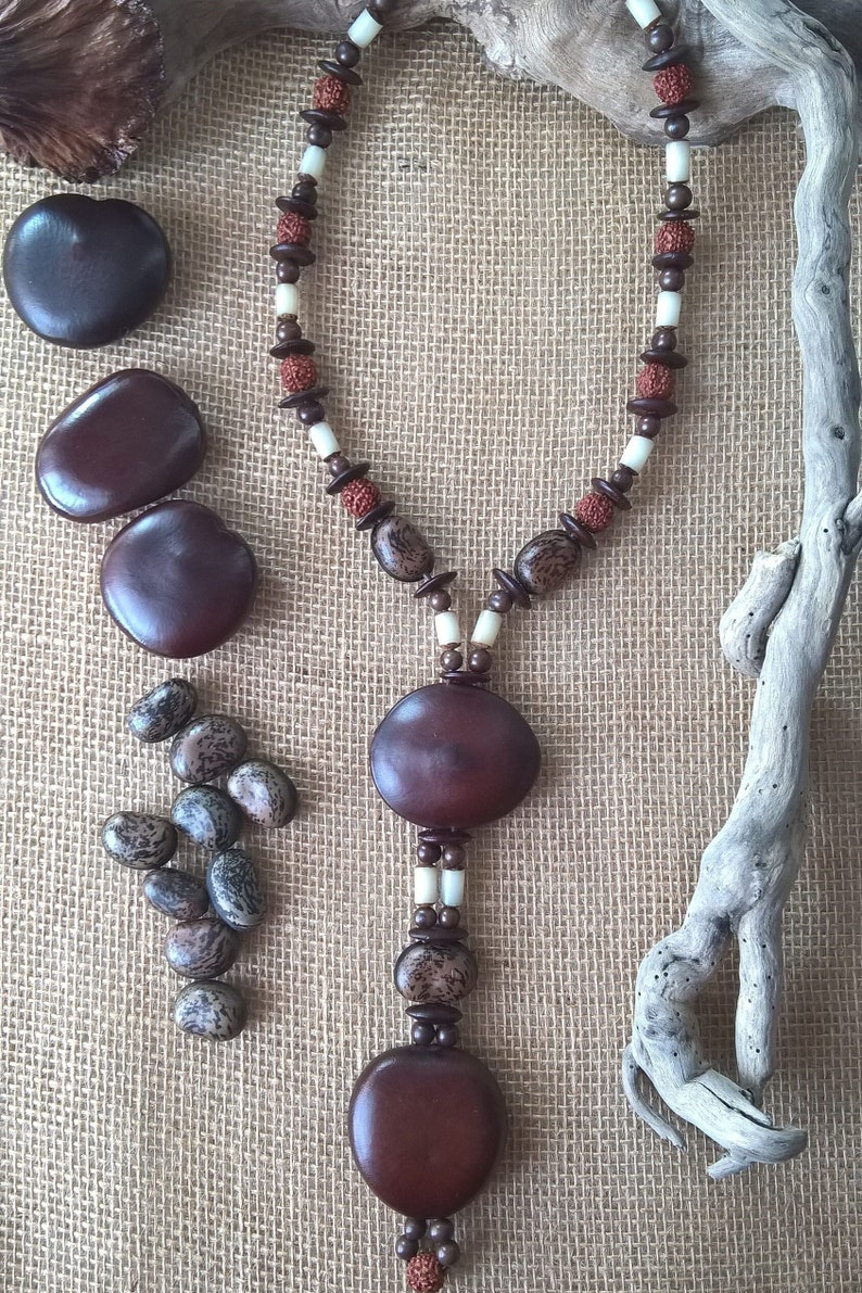 Ethnic necklace in tropical seeds image 1