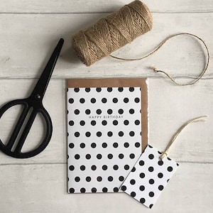 Carte de joyeux anniversaire Black Polka Dot - Étiquette cadeau assortie