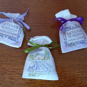 Petits sachets tissu pour lavande ou autres avec ruban assorti