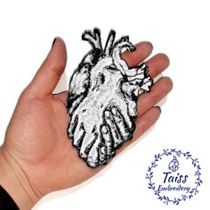 Anatomisches Herz • Großer Gothic-Aufnäher zum Aufbügeln • Grunge-Aufnäher • Tattoo • Einzigartiger Aufnäher • Okkulte Aufnäher